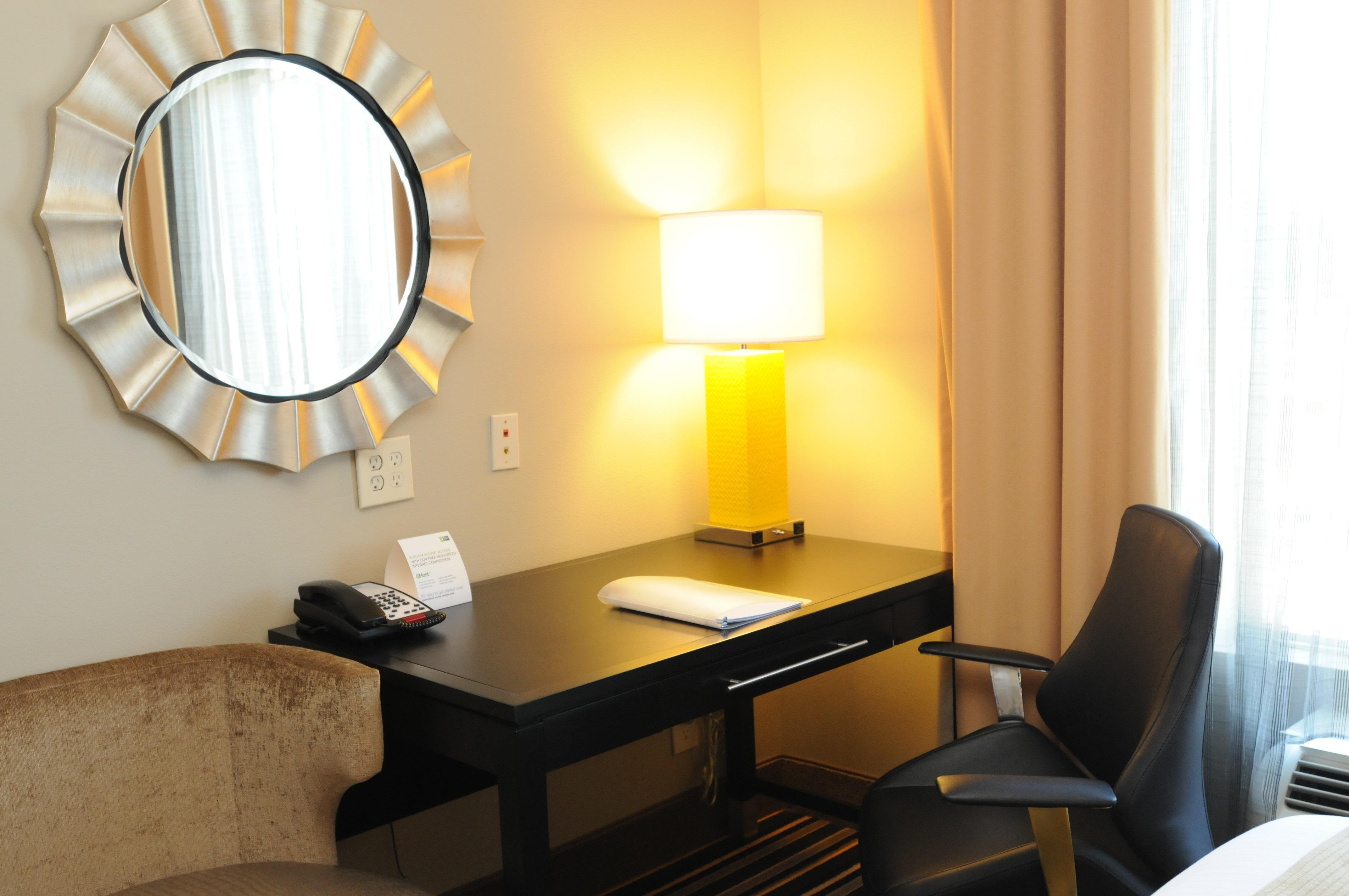 Holiday Inn Express Covington-Madisonville By Ihg Eksteriør bilde
