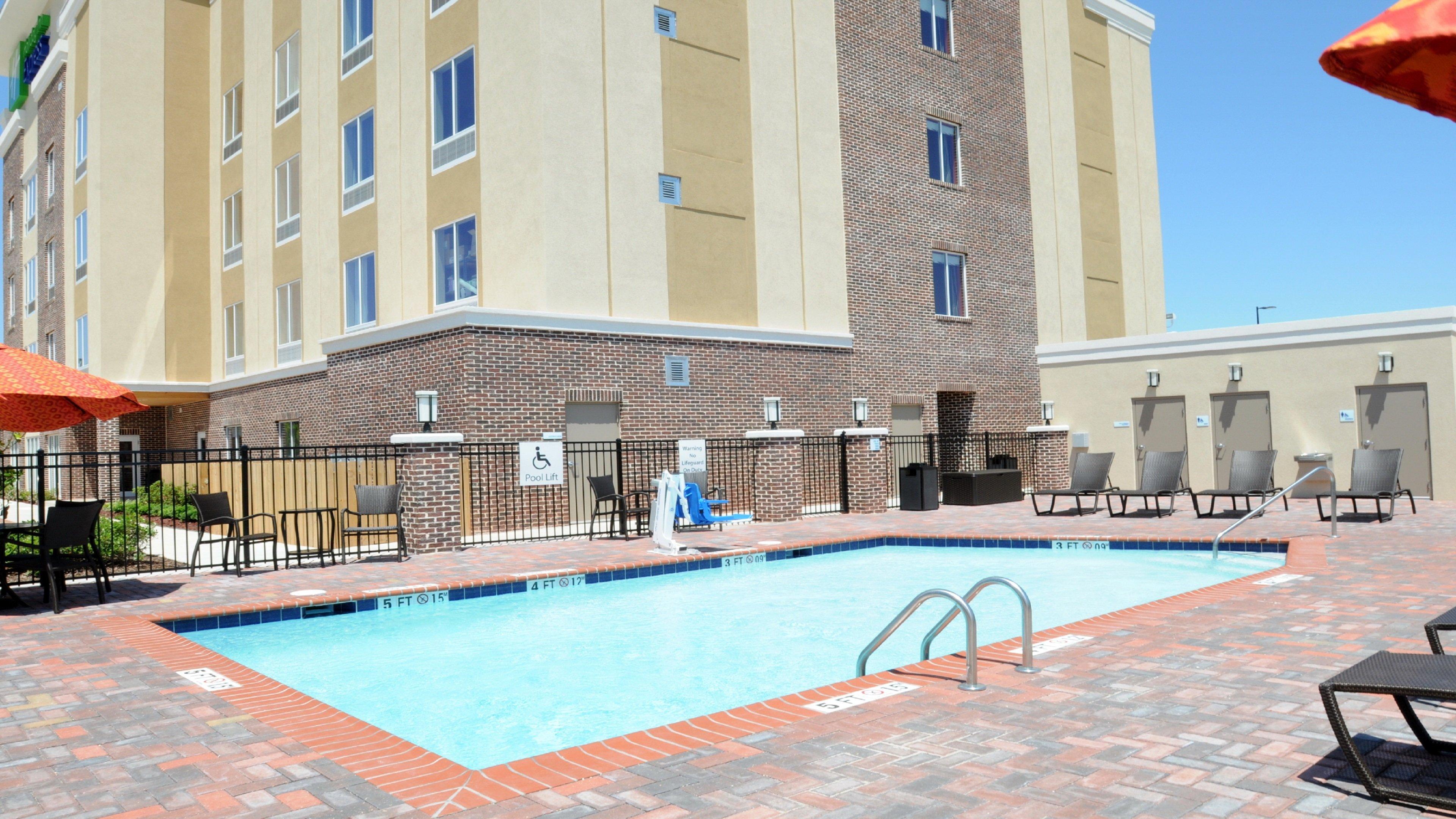 Holiday Inn Express Covington-Madisonville By Ihg Eksteriør bilde
