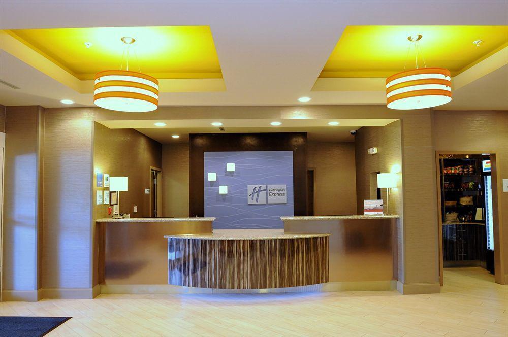 Holiday Inn Express Covington-Madisonville By Ihg Eksteriør bilde